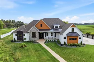 6783 Broadview Dr, Prior Lake, MN 55372 - Photo 2