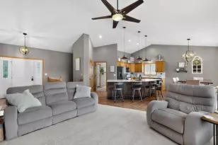 1002 John & Mary Dr SE, Chatfield, MN 55923 - Photo 12