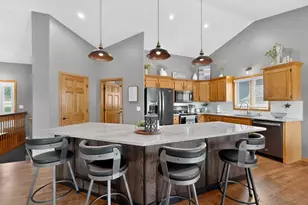 1002 John & Mary Dr SE, Chatfield, MN 55923 - Photo 4