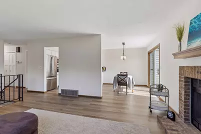 4235 Bridgewood Terrace, Vadnais Heights, MN 55127 - Photo 12