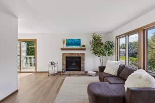 4235 Bridgewood Terrace, Vadnais Heights, MN 55127 - Photo 8