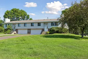 4235 Bridgewood Terrace, Vadnais Heights, MN 55127 - Photo 2