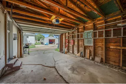 319 E 10th Street, Blue Earth, MN 56013 - Photo 22