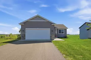 608 Elm St N, Kimball, MN 55353 - Photo 2