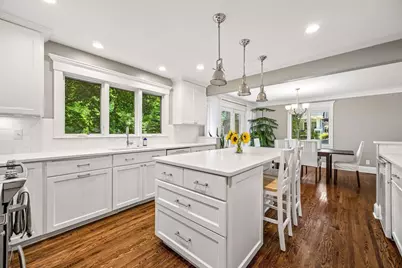 3945 Xerxes Avenue S, Minneapolis, MN 55410 - Photo 2