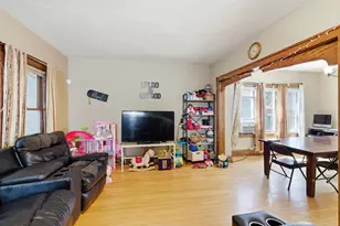 2815 Irving Ave N, Minneapolis, MN 55411 - Photo 4