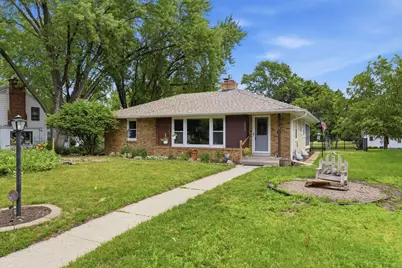 3426 Zenith Avenue N, Robbinsdale, MN 55422 - Photo 2