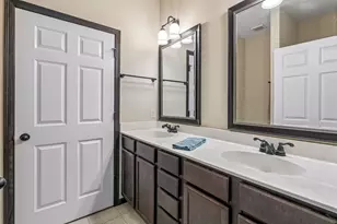2588 Vierling Dr E, Shakopee, MN 55379 - Photo 16