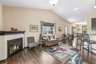 2588 Vierling Drive E, Shakopee, MN 55379 - Photo 12