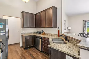 2588 Vierling Dr E, Shakopee, MN 55379 - Photo 8