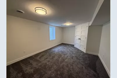 1050 Bluff Street NE, Hutchinson, MN 55350 - Photo 8