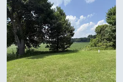 1050 Bluff Street NE, Hutchinson, MN 55350 - Photo 12