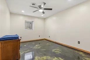 219 5th St SE, Madelia, MN 56062 - Photo 28
