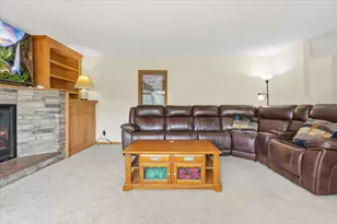 219 5th St SE, Madelia, MN 56062 - Photo 14