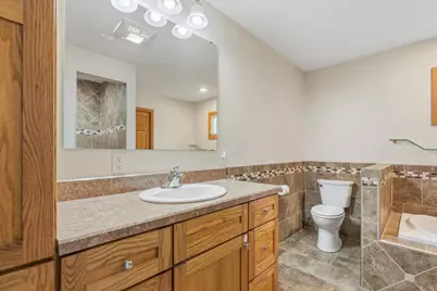 219 5th Street SE, Madelia, MN 56062 - Photo 18