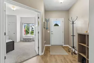 4305 Cottagewood Ct, Excelsior, MN 55331 - Photo 10