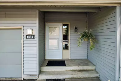 954 Carmel Court, Shoreview, MN 55126 - Photo 4