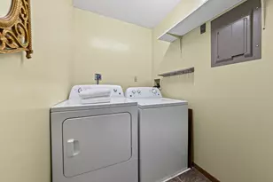 1560 Wheelock Ln, Saint Paul, MN 55117 - Photo 20