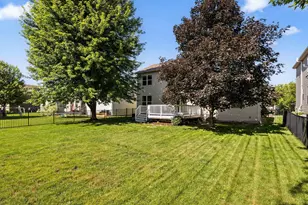1893 Clover Meadow Dr, Chaska, MN 55318 - Photo 30