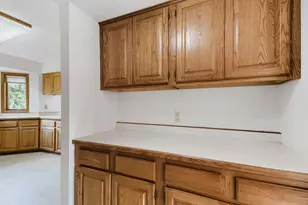 9270 Cornell Rd, Woodbury, MN 55125 - Photo 14