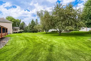 9270 Cornell Rd, Woodbury, MN 55125 - Photo 28