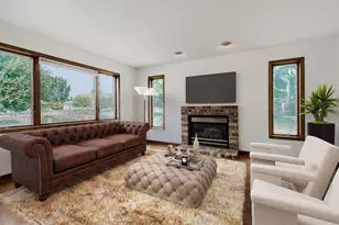 9270 Cornell Rd, Woodbury, MN 55125 - Photo 10