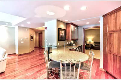 1070 Grandview Court NE #406, Columbia Heights, MN 55421 - Photo 8