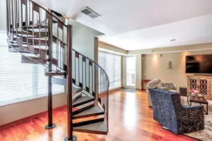 1070 Grandview Ct NE, Columbia Heights, MN 55421 - Photo 14