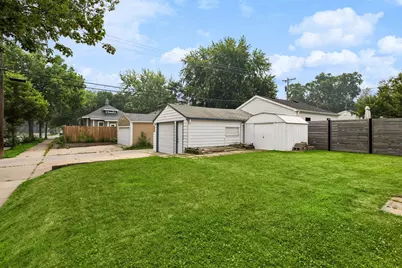 4401 45th Avenue S, Minneapolis, MN 55406 - Photo 32