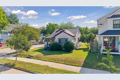 4401 45th Avenue S, Minneapolis, MN 55406 - Photo 2