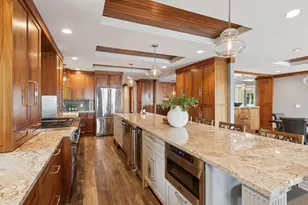 17870 Breezy Pt Rd, Wayzata, MN 55391 - Photo 8