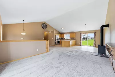 920 S Cedar Street, Belle Plaine, MN 56011 - Photo 4
