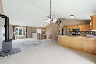 920 S Cedar St, Belle Plaine, MN 56011 - Photo 12