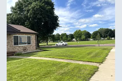600 Highland Avenue, Fairmont, MN 56031 - Photo 44