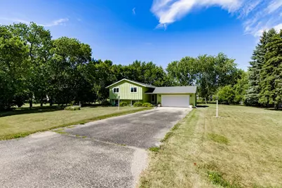 1108 62nd Avenue N, Moorhead, MN 56560 - Photo 4