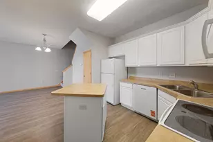 1556 Independence Dr, Northfield, MN 55057 - Photo 14