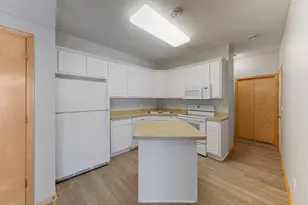 1556 Independence Dr, Northfield, MN 55057 - Photo 12