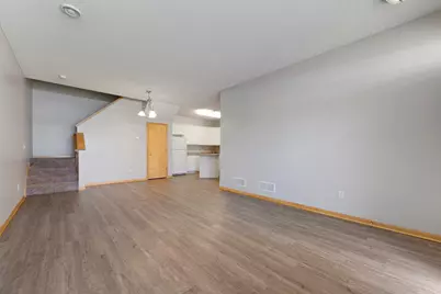 1556 Independence Drive #202, Northfield, MN 55057 - Photo 6