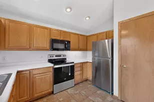 3704 Strathmore Ln SE, Rochester, MN 55904 - Photo 16