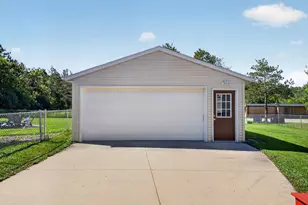 3704 Strathmore Ln SE, Rochester, MN 55904 - Photo 6