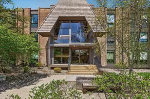 6085 Lincoln Dr, Edina, MN 55436 - Photo 2