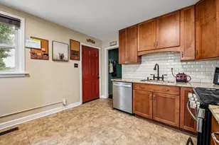 838 Clear Ave, Saint Paul, MN 55106 - Photo 12