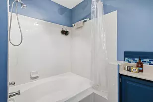 1372 Carling Dr, Saint Paul, MN 55108 - Photo 24