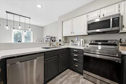 1372 Carling Drive #307, Saint Paul, MN 55108 - Photo 12