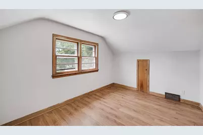 307 Lyndale Avenue N, New Prague, MN 56071 - Photo 22