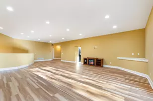 1886 Sandbar Cir, Waconia, MN 55387 - Photo 54