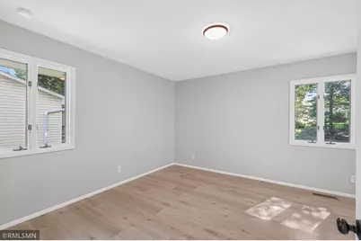 2265 Lamplight Drive, Woodbury, MN 55125 - Photo 16