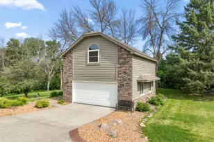 22530 Forest Ridge Dr, Lakeville, MN 55044 - Photo 4