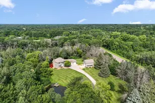 22530 Forest Ridge Dr, Lakeville, MN 55044 - Photo 16