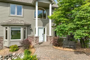 22530 Forest Ridge Dr, Lakeville, MN 55044 - Photo 6